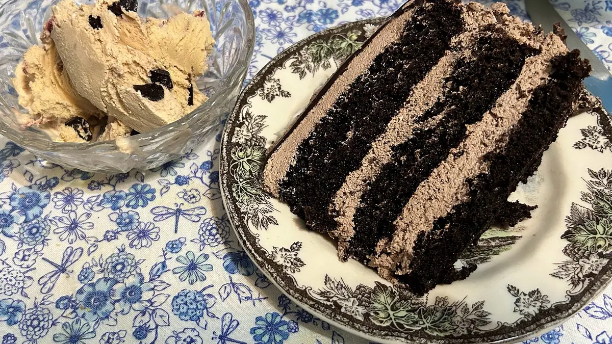 Cookie Shop bakes